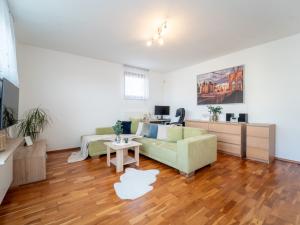 Pronájem bytu 2+kk, Praha - Radlice, Klímova, 65 m2