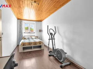 Prodej bytu 2+1, Hostinné, Náměstí, 70 m2