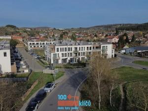 Pronájem bytu 2+kk, Praha - Lipence, Černošická, 48 m2