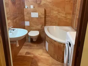 Pronájem bytu 1+kk, Praha - Smíchov, Plzeňská, 30 m2
