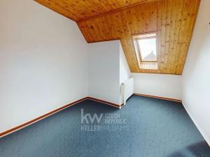 Prodej komerční nemovitosti, Babice, 2930 m2