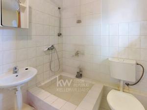 Prodej komerční nemovitosti, Babice, 2930 m2
