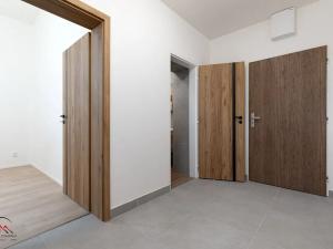 Pronájem bytu 2+kk, Ostrava, Křišťanova, 54 m2