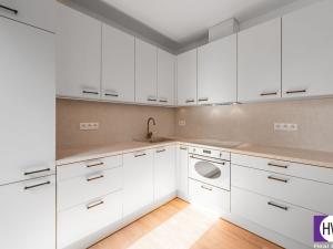 Pronájem bytu 2+kk, Praha - Hrdlořezy, Učňovská, 53 m2