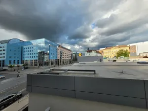 Pronájem bytu 1+kk, Praha - Vysočany, Sokolovská, 26 m2