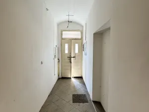 Pronájem obchodního prostoru, Praha - Smíchov, Nádražní, 32 m2
