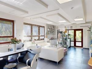 Prodej rodinného domu, Beroun - Beroun-Zavadilka, Cajthamlova, 550 m2