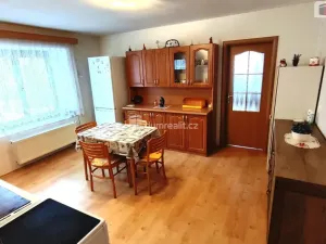 Prodej rodinného domu, Liběšice - Zimoř, 281 m2