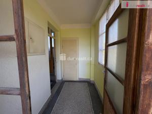 Prodej rodinného domu, Týnec nad Sázavou - Podělusy, 150 m2