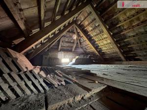 Prodej rodinného domu, Týnec nad Sázavou - Podělusy, 150 m2
