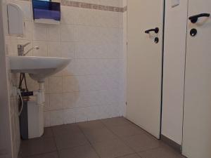 Pronájem kanceláře, Praha - Kunratice, Jana Růžičky, 13 m2