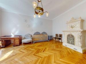 Prodej bytu 2+kk, Karlovy Vary, Svahová, 77 m2