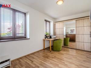 Prodej rodinného domu, Oponešice, 280 m2