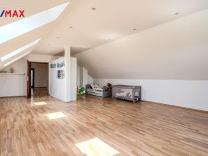 Prodej rodinného domu, Oponešice, 280 m2