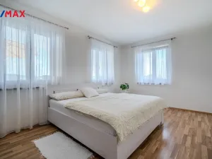 Prodej rodinného domu, Oponešice, 280 m2