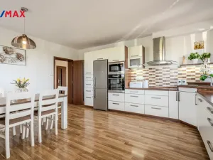 Prodej rodinného domu, Oponešice, 280 m2