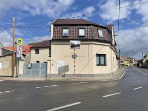 Prodej bytu 2+kk, Pletený Újezd, 9. května, 62 m2