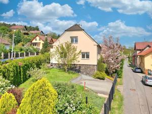Prodej rodinného domu, Beroun - Beroun-Závodí, Na Veselou, 169 m2