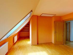 Prodej rodinného domu, Beroun - Beroun-Závodí, Na Veselou, 169 m2