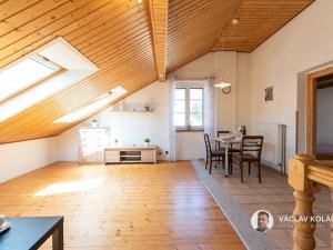 Prodej rodinného domu, Lázně Bělohrad, Třetí strana, 240 m2