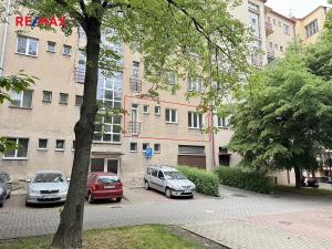 Prodej bytu 2+1, Pardubice, Sladkovského, 54 m2
