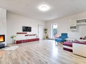 Prodej obchodního prostoru, Kunín, 130 m2