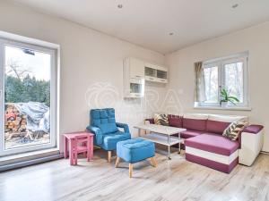 Prodej obchodního prostoru, Kunín, 130 m2