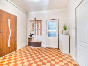 Prodej obchodního prostoru, Kunín, 130 m2