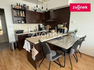 Pronájem bytu 2+kk, Zlín, Voženílkova, 53 m2