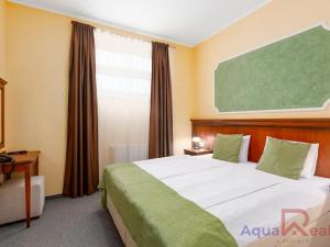 Prodej ubytování, Karlovy Vary, Jarní, 989 m2
