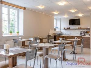 Prodej ubytování, Karlovy Vary, Jarní, 989 m2