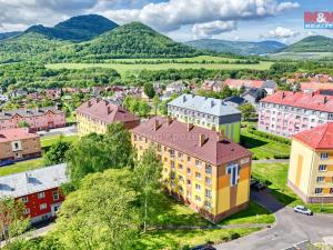 Prodej bytu 3+1, Klášterec nad Ohří - Miřetice u Klášterce nad Ohří, Václava Řezáče, 67 m2