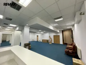 Pronájem obchodního prostoru, Třebíč - Vnitřní Město, Karlovo nám., 219 m2