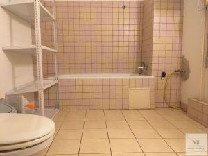 Prodej bytu 3+kk, Karlovy Vary, Zámecký vrch, 72 m2