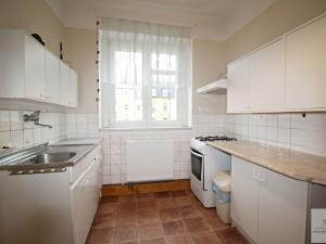 Prodej bytu 4+1, Karlovy Vary, Kosmonautů, 91 m2