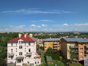 Prodej činžovního domu, Karlovy Vary, Rumunská, 1336 m2