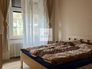 Prodej bytu 3+1, Karlovy Vary, Vítězná, 76 m2