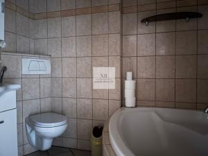 Prodej bytu 3+1, Karlovy Vary, Vítězná, 76 m2
