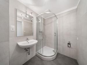 Prodej bytu 1+kk, Praha - Háje, Sochorcova, 31 m2