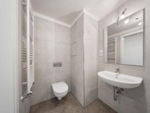Prodej bytu 1+kk, Praha - Háje, Sochorcova, 31 m2
