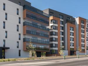 Prodej bytu 1+kk, Praha - Háje, Sochorcova, 31 m2