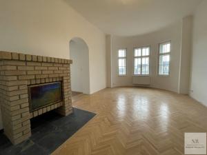 Prodej bytu 4+1, Karlovy Vary, Krále Jiřího, 134 m2