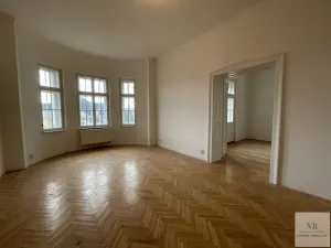 Prodej bytu 4+1, Karlovy Vary, Krále Jiřího, 134 m2