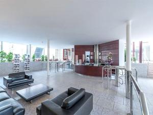 Pronájem kanceláře, Praha - Karlín, Sokolovská, 321 m2