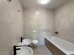 Prodej bytu 5+kk, Praha - Běchovice, Pplk. Nováčka, 140 m2