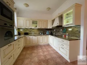 Prodej rodinného domu, Kolová, 372 m2