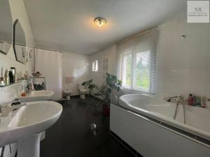 Prodej rodinného domu, Krásný Les - Damice, 250 m2