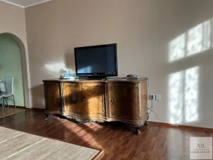 Prodej bytu 4+1, Karlovy Vary, Bulharská, 125 m2