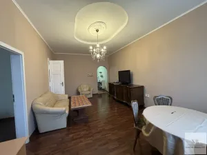 Prodej bytu 4+1, Karlovy Vary, Bulharská, 125 m2