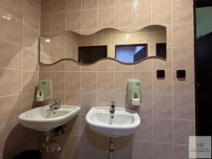 Pronájem ubytování, Karlovy Vary, Západní, 2600 m2
